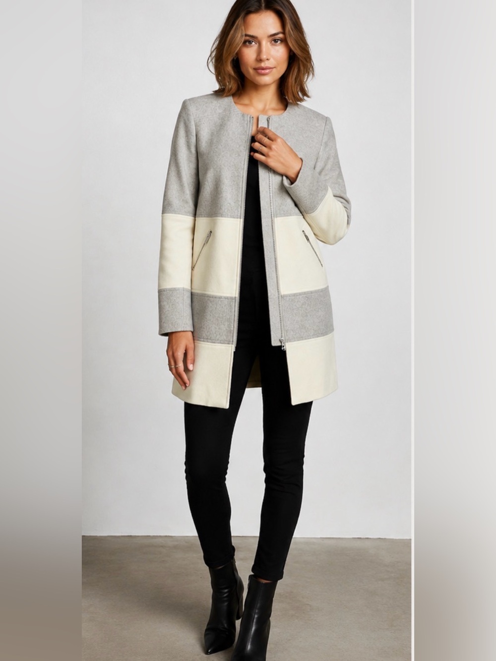 Parker - women’s 100% wool gray & cream colorblock Zip up crew neck coat size XS